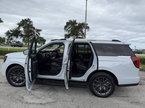 2025 Ford Expedition Platinum
