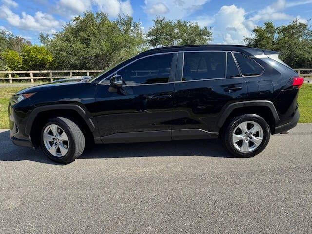 2019 Toyota RAV4 XLE