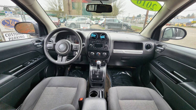 2016 Jeep Compass Sport