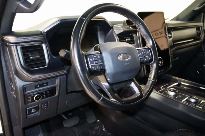 2023 Ford Expedition MAX Platinum