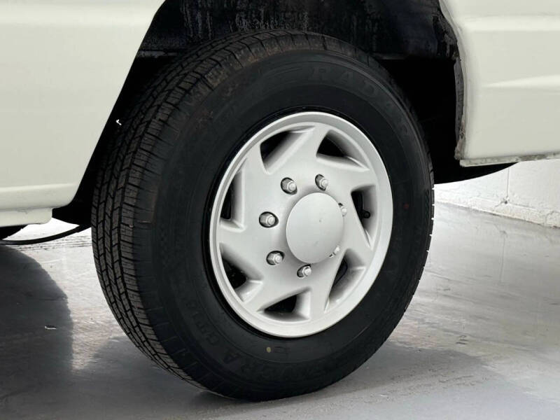 2014 Ford E-Series E-150