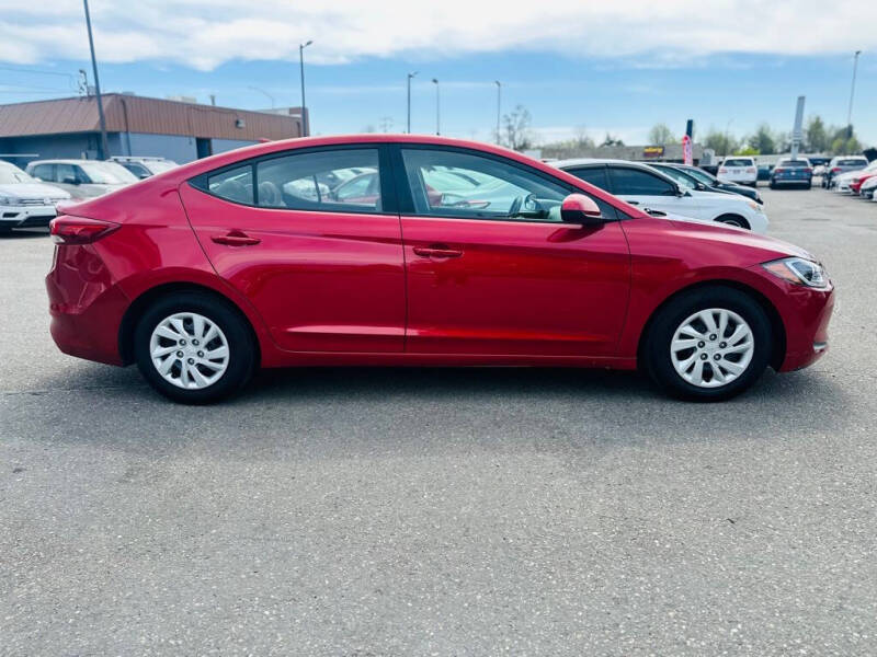 2017 Hyundai Elantra