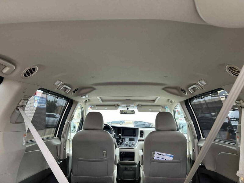 2016 Toyota Sienna
