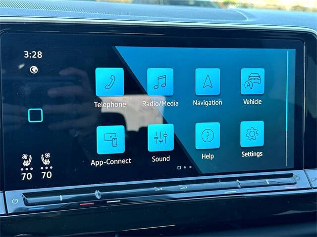 2025 Volkswagen Atlas SE