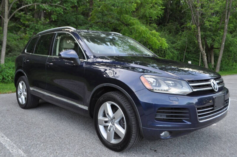2012 Volkswagen Touareg for sale at CAR TRADE in Slatington PA