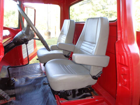 1960 International B100