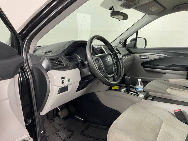 2016 Honda Pilot LX