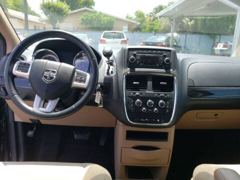 2016 Dodge Grand Caravan SE