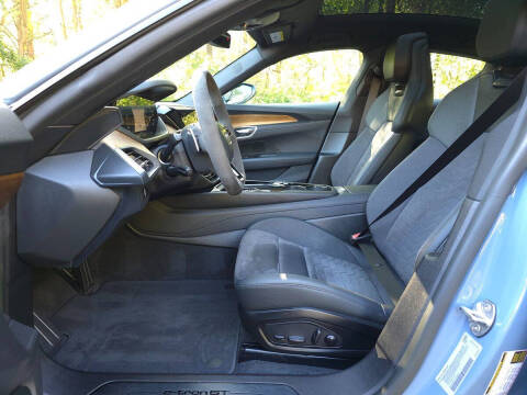 2023 Audi e-tron GT quattro Premium Plus