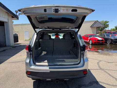2017 Toyota Highlander SE