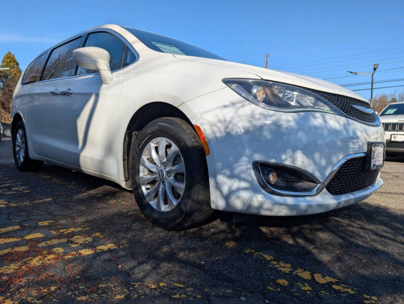 2018 Chrysler Pacifica Touring Plus