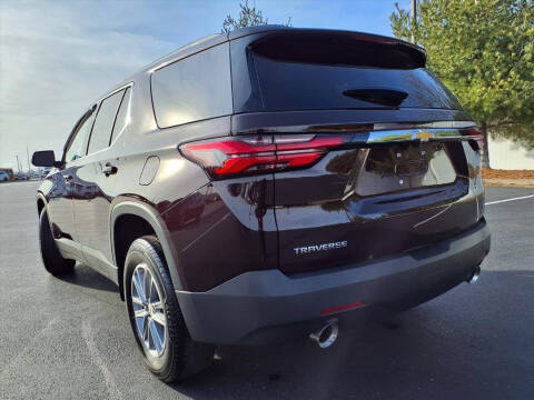 2023 Chevrolet Traverse LT Cloth