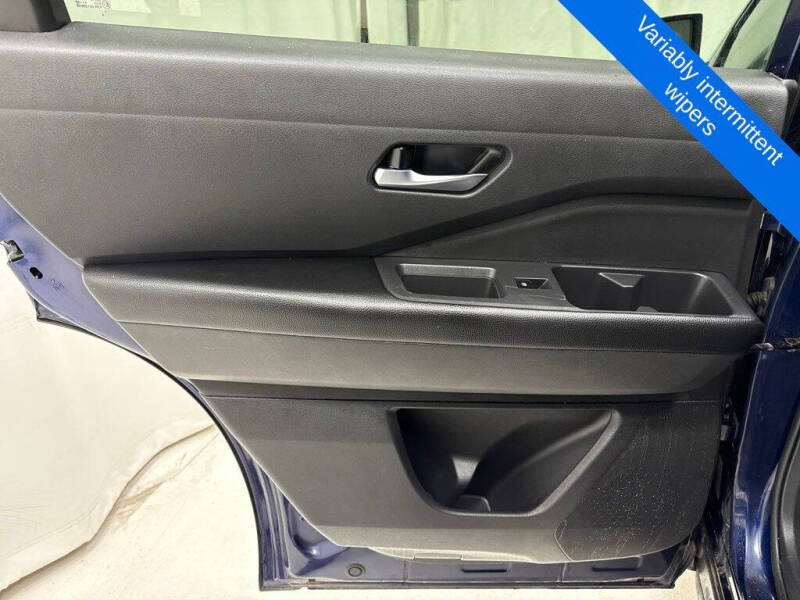 2022 Nissan Pathfinder S