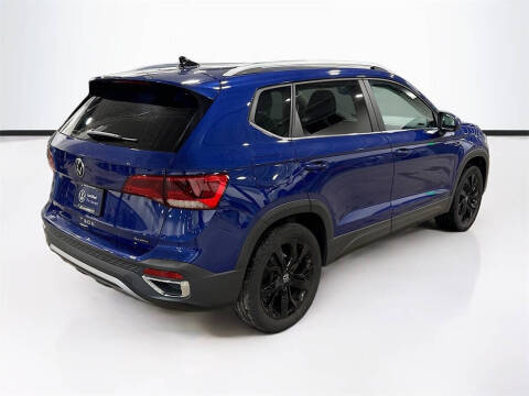 2022 Volkswagen Taos SE 4Motion