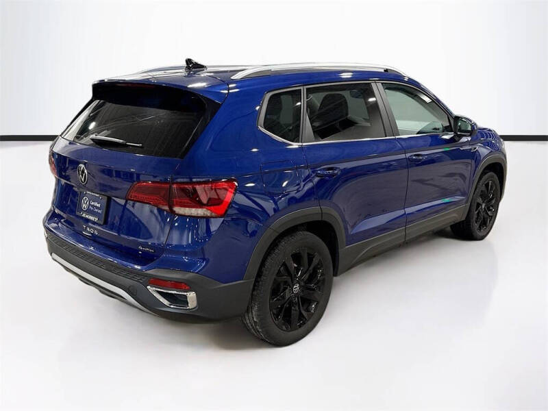 2022 Volkswagen Taos SE 4Motion