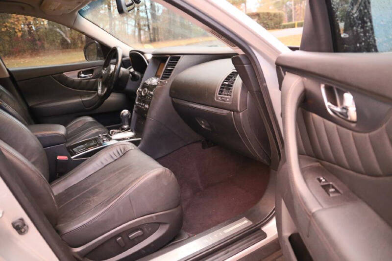 2010 Infiniti FX35