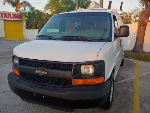 2006 Chevrolet Express Cargo for sale at Autos by Tom in Largo FL