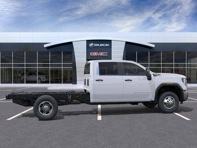 2026 GMC Sierra 3500HD CC Pro