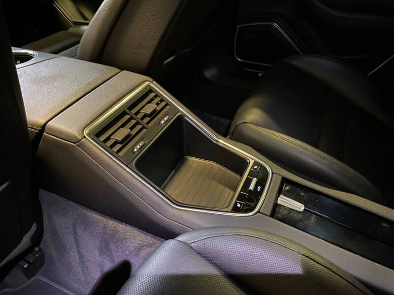 2018 Porsche Panamera