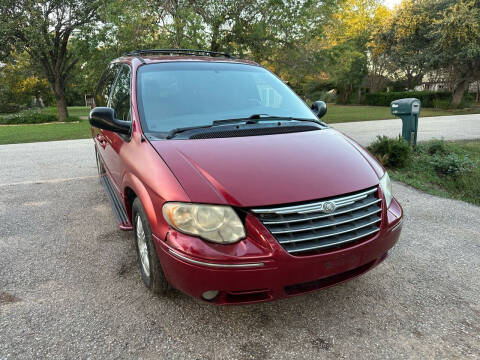2005 Chrysler Town and Country for sale at Sertwin LLC in Katy TX