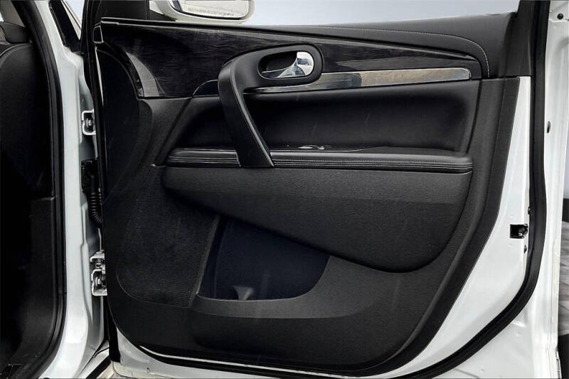 2017 Buick Enclave Leather