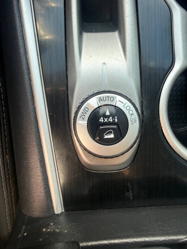 2018 Nissan Pathfinder S