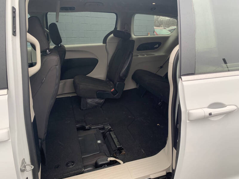 2017 Chrysler Pacifica Touring