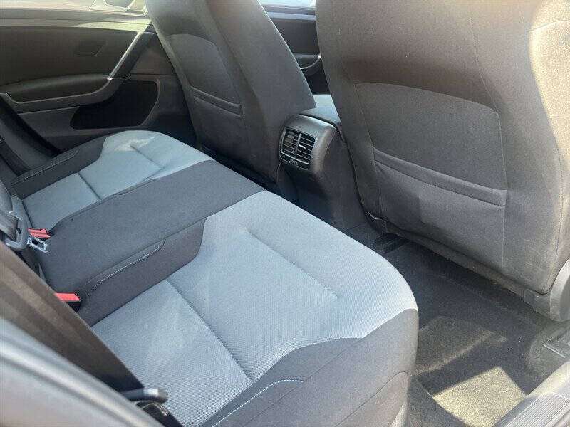 2016 Volkswagen e-Golf SE