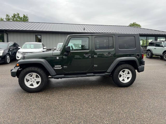 2010 Jeep Wrangler Unlimited Sport's photo