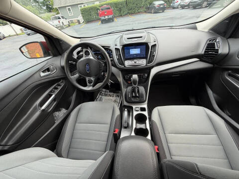 2016 Ford Escape SE