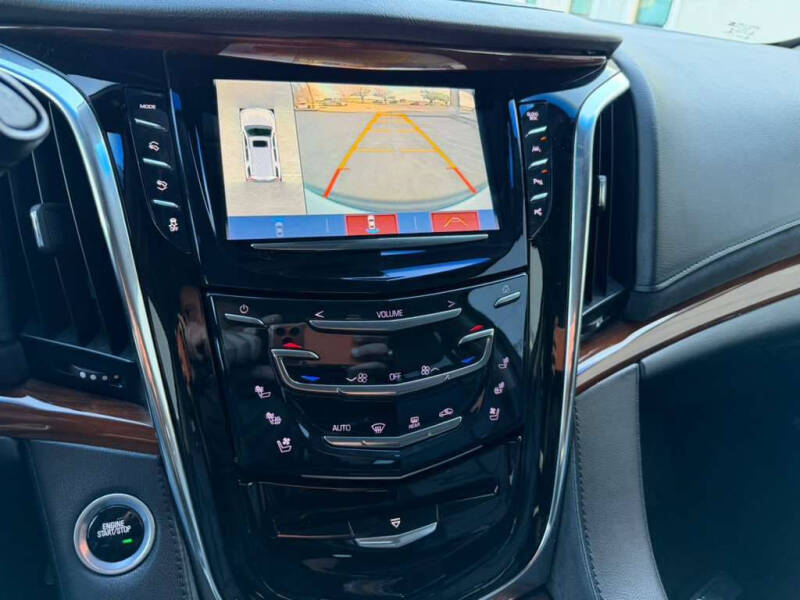 2017 Cadillac Escalade Premium Luxury