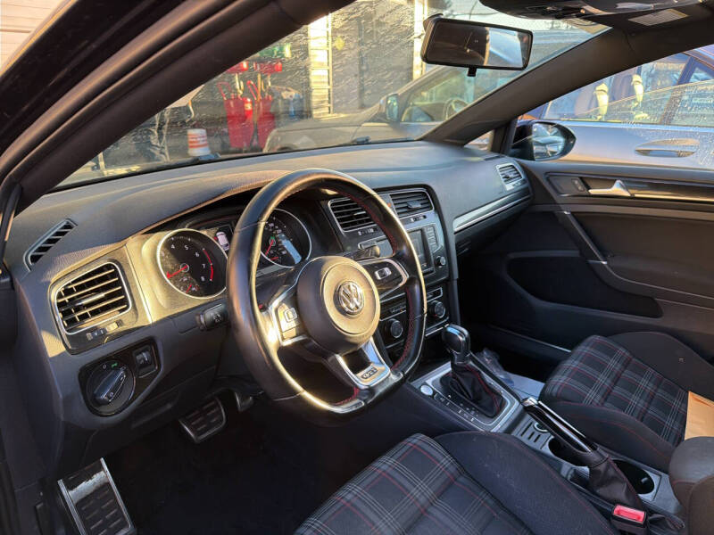 2017 Volkswagen Golf GTI Autobahn