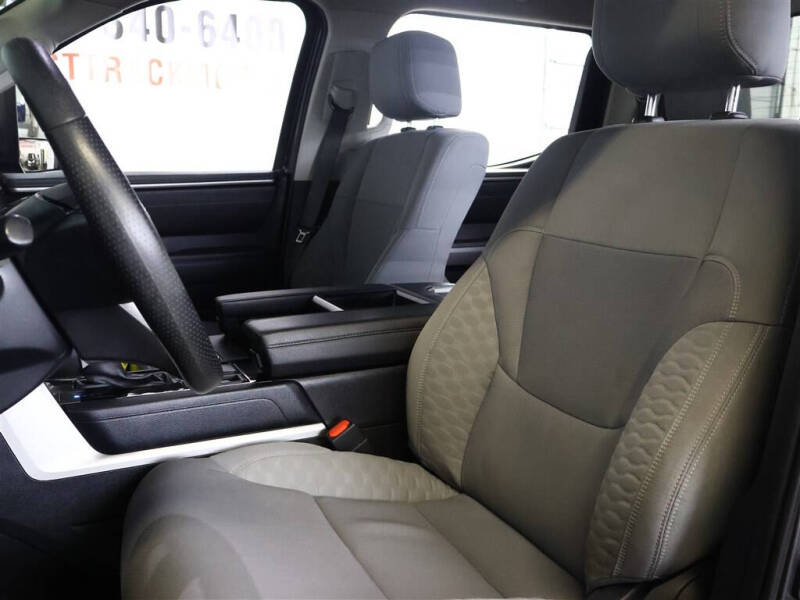 2022 Toyota Tundra SR5