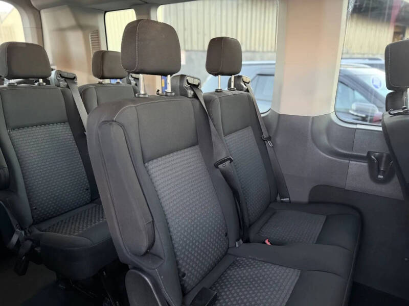 2023 Ford Transit 350 XLT