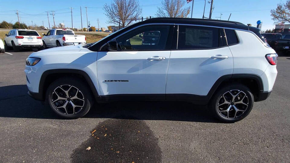 2025 Jeep Compass for sale at Victoria Auto Sales in Victoria, MN