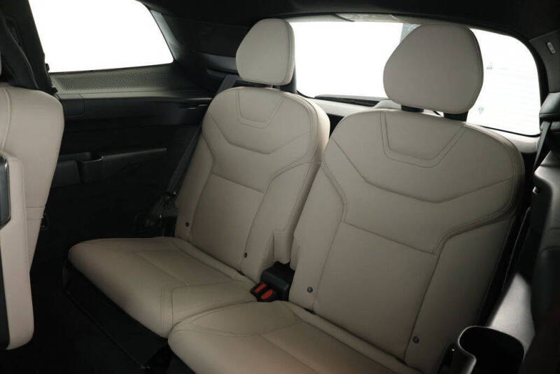 2025 Volvo EX90 Twin Plus 6P