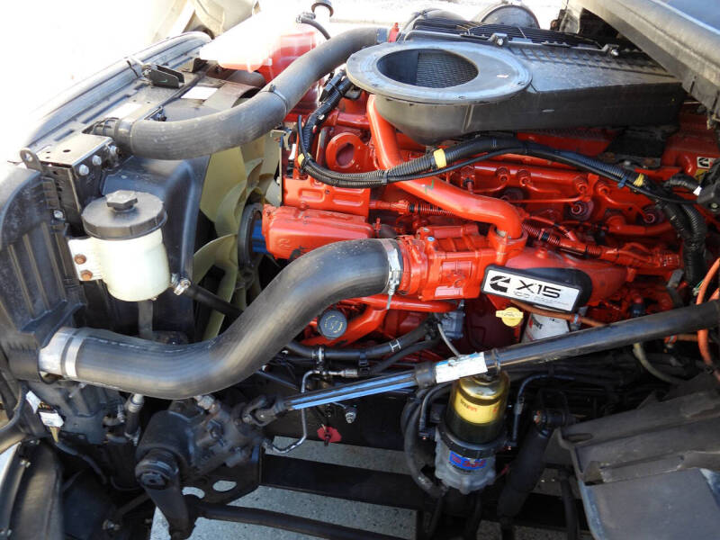 2020 International LT625