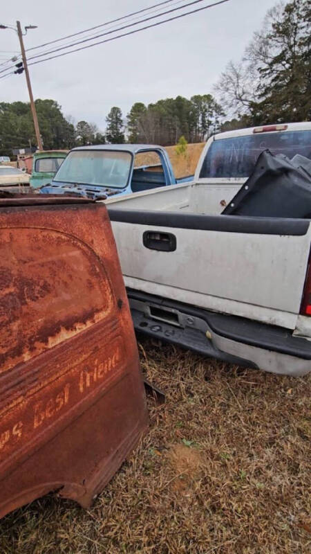 2001 Chevrolet Silverado's photo