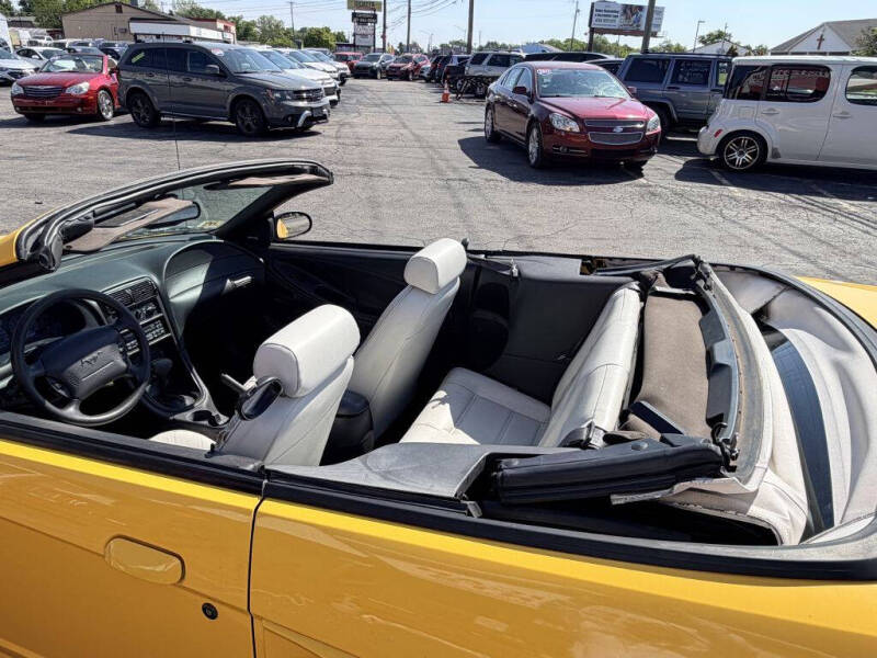 1999 Ford Mustang