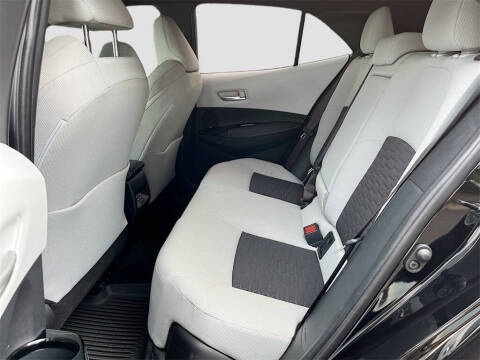 2025 Toyota Corolla Hatchback SE