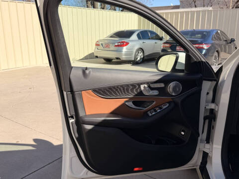 2018 Mercedes-Benz GLC GLC 300