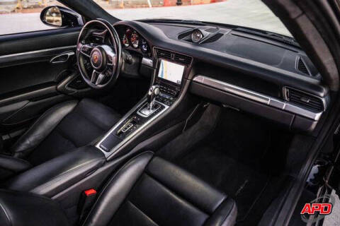 2019 Porsche 911 Carrera 4S