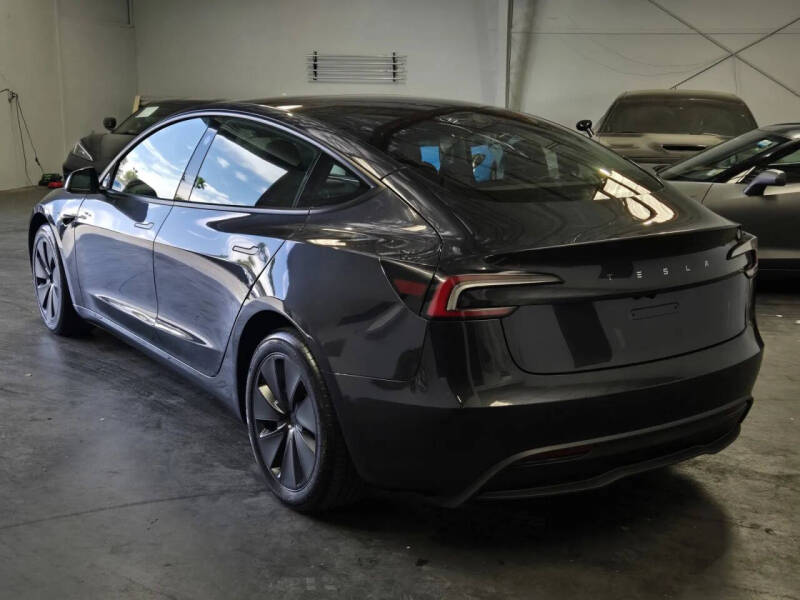 2025 Tesla Model 3 Long Range
