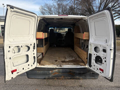 2013 Ford E-Series E-350 SD