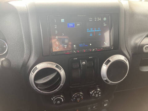 2011 Jeep Wrangler Sahara