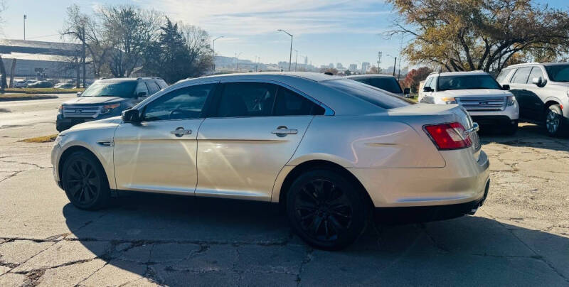 2011 Ford Taurus Limited