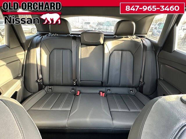 2024 Audi Q4 e-tron quattro Premium Plus 50