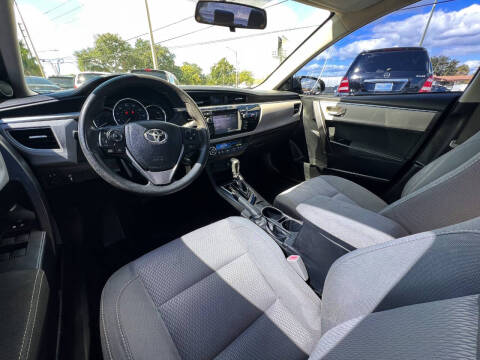 2015 Toyota Corolla LE