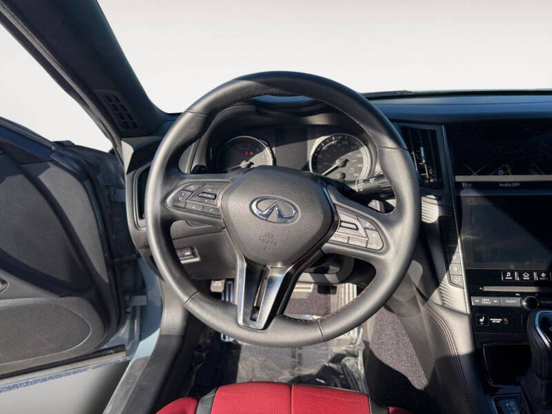 2022 Infiniti Q60 Red Sport 400