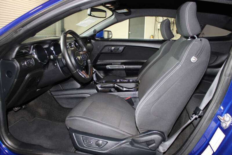 2015 Ford Mustang V6